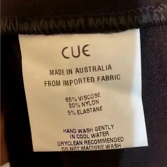 Like new Cue drop waist long sleeve burgundy bodycon zippered back Midi dress 10 - Picture 4 of 4